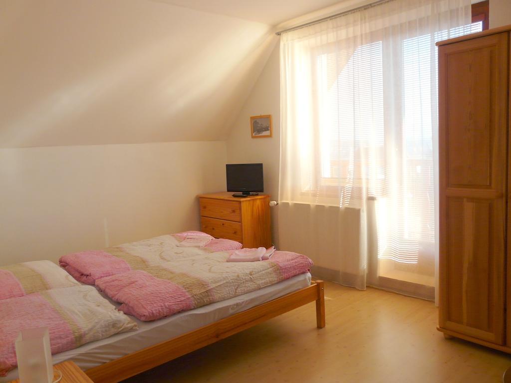 Penzion Tatry Vel'ka Lomnica Habitación foto
